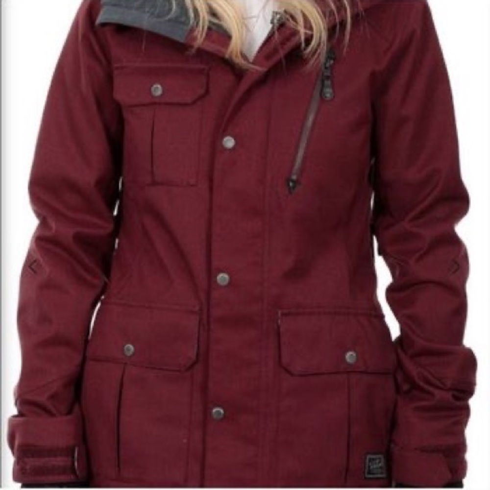 Volcom Long EQS Snowboard Jacket 15K Merlot Size Small
